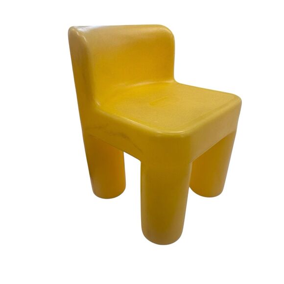 Vintage Little Tikes CHILD SIZE Yellow Chunky Chair Sturdy Plastic Made In USA - Picture 13 of 16